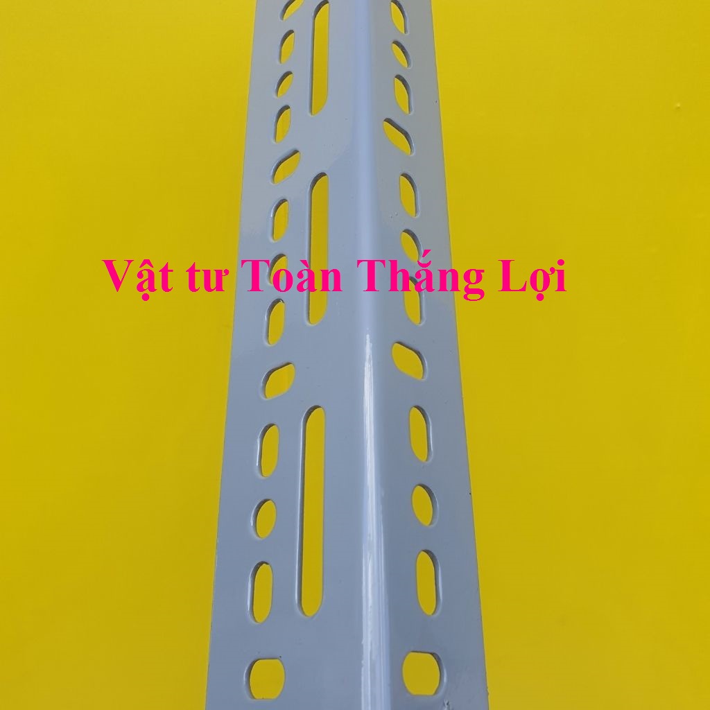 ( Dài từ 30cm đến 60cm ) Sắt V lỗ đa năng V4x4cm hoặc V3x5cm