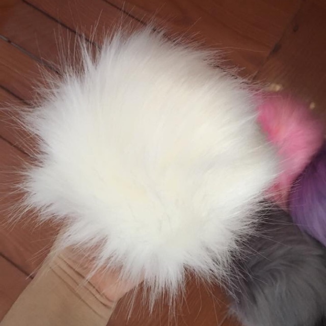 Pom Pom / Wool Pom Pom 15cm 40K/Piece