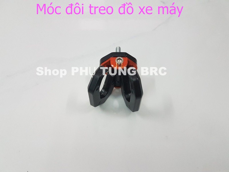 Móc đôi CR7 treo đồ xe máy ( SL: 1 cái móc đôi)