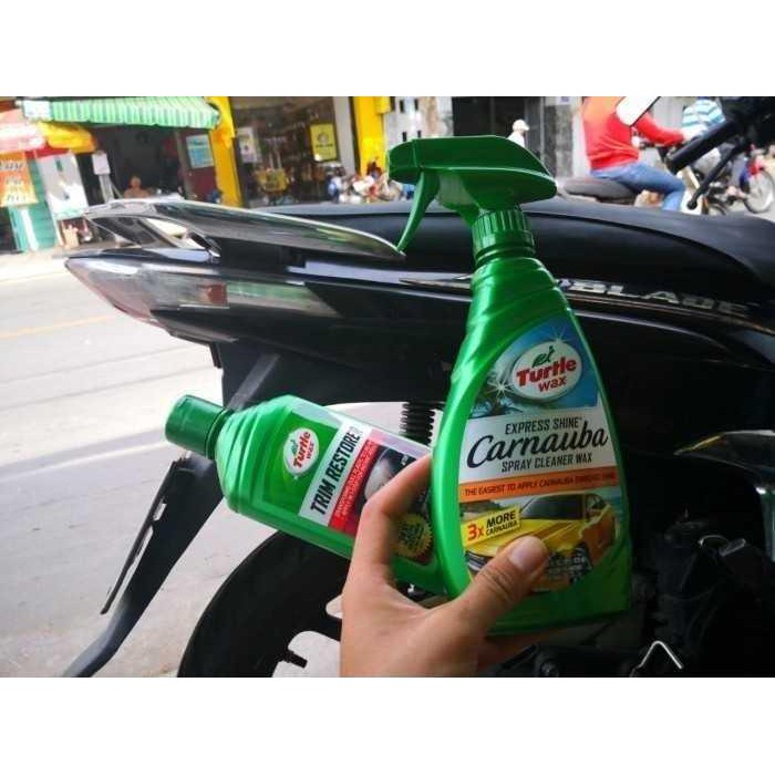 Chai xịt đánh bóng sơn nhanh Turtle Wax Express Shine 473ml