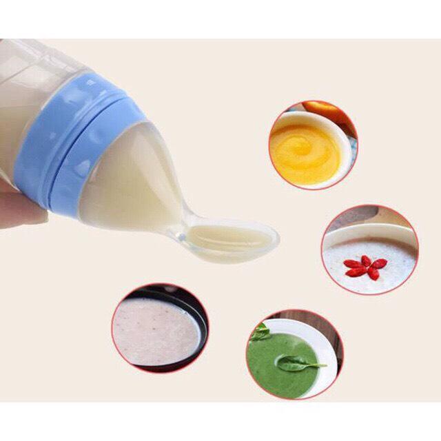 [HCM]Bình Thìa Ăn Dặm Silicon Siêu Mềm  Cho Bé (bình tập ăn)