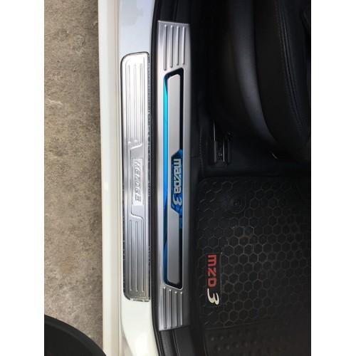 Bộ 4 ốp bậc trong xe mazda 3 2015-2019 - mẫu chữ xanh