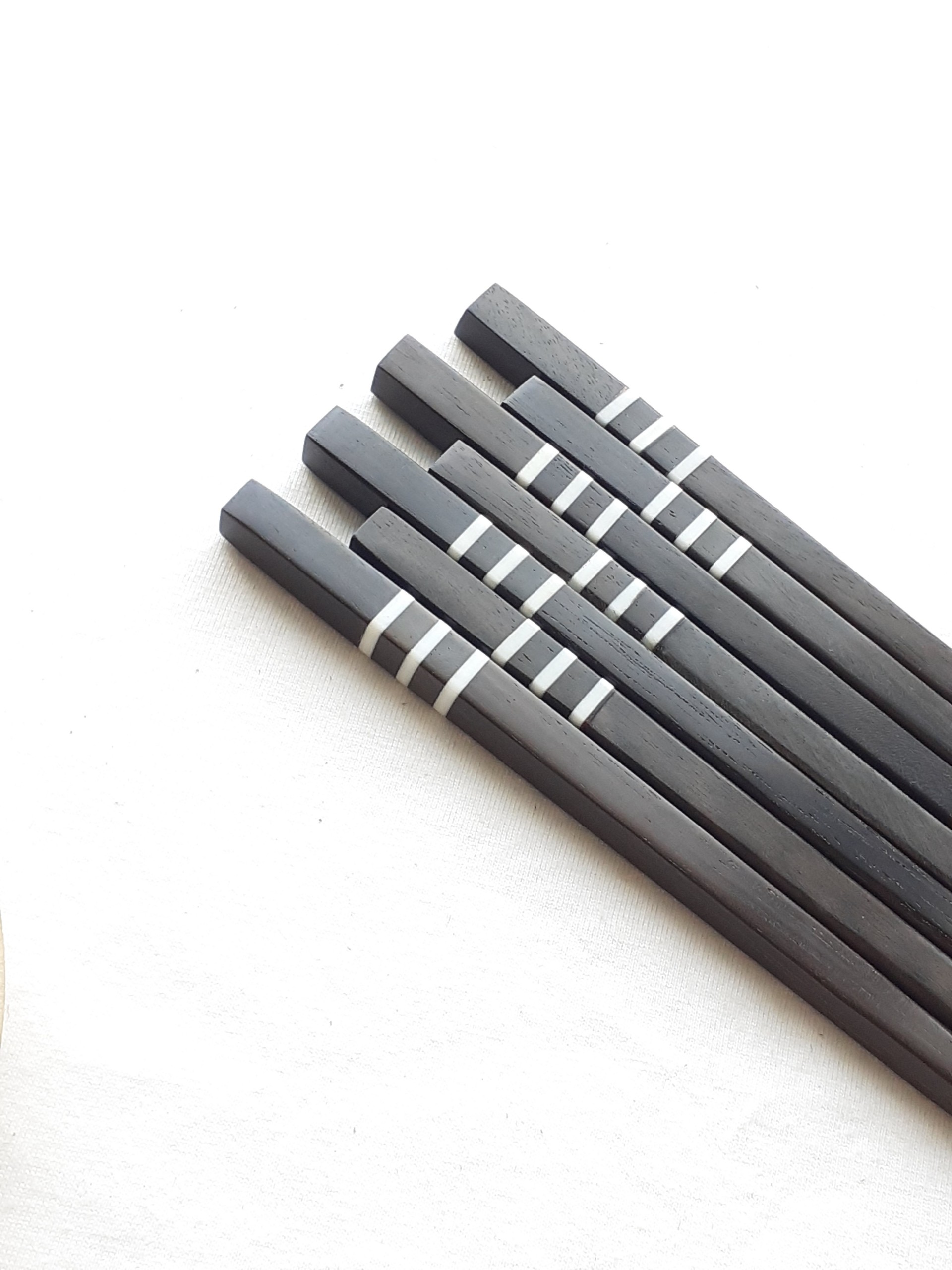 Đũa gỗ Mun khảm 3 vạch 21,5cm - Bộ 5 đôi