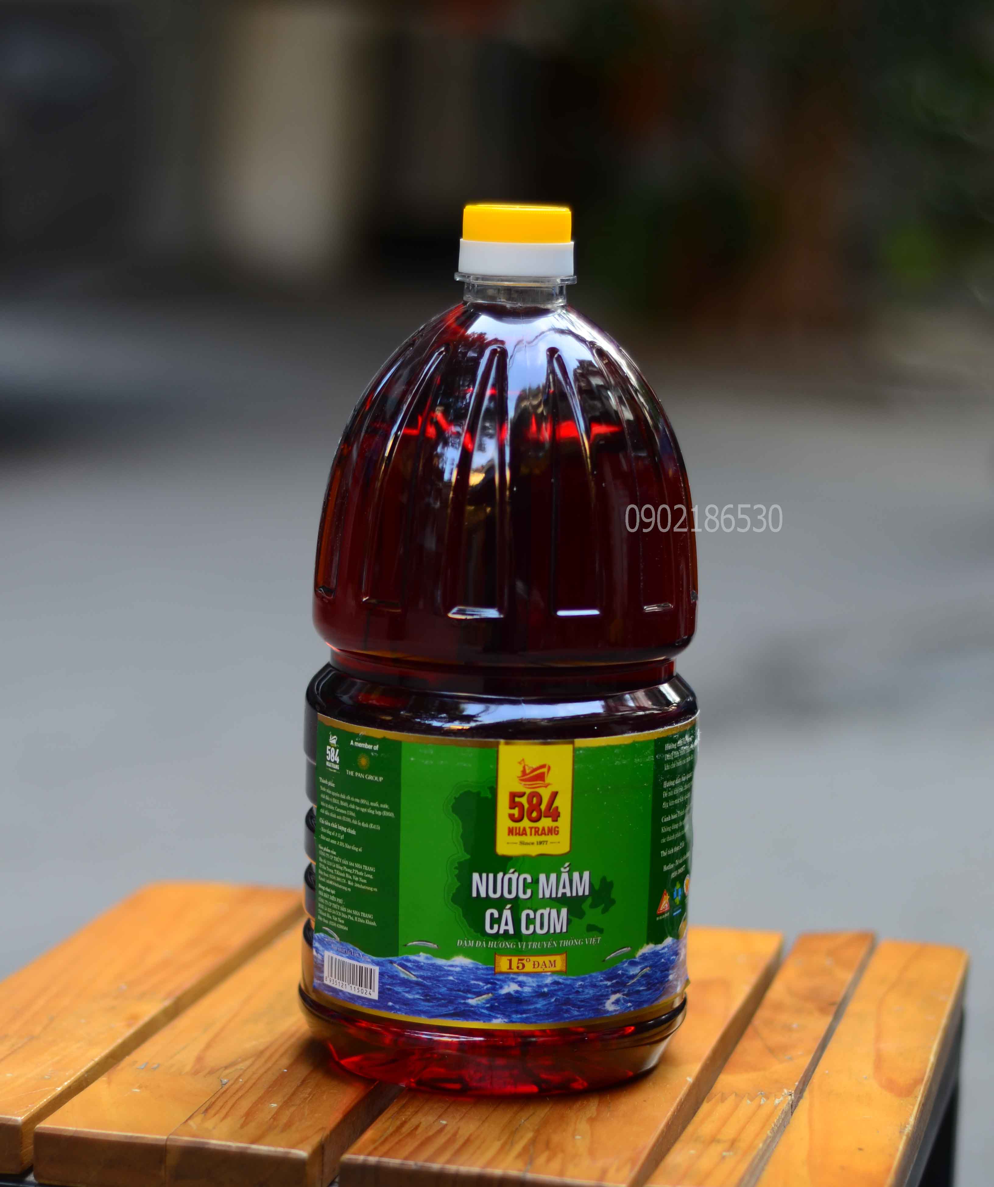 Nước mắm 584 Nha Trang 15 độ đạm can 2 lít (mắm ngon giá rẻ, bao bì mới)