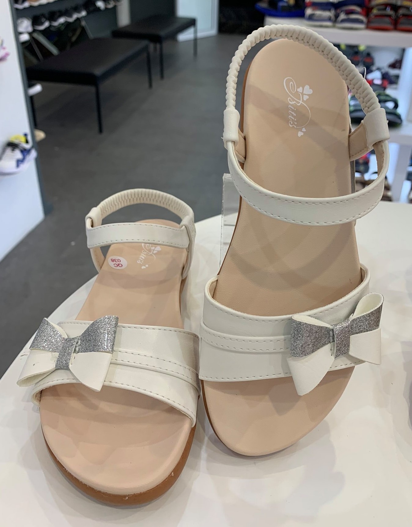 [Hoàn Xu] [SIÊU SALE] GIÀY SANDAL QUAI HẬU HỌC SINH BÉ GÁI BITI'S NƠ XINH XẮN DRG001300 (HỒNG + NÂU + TRẮNG) - BITIS