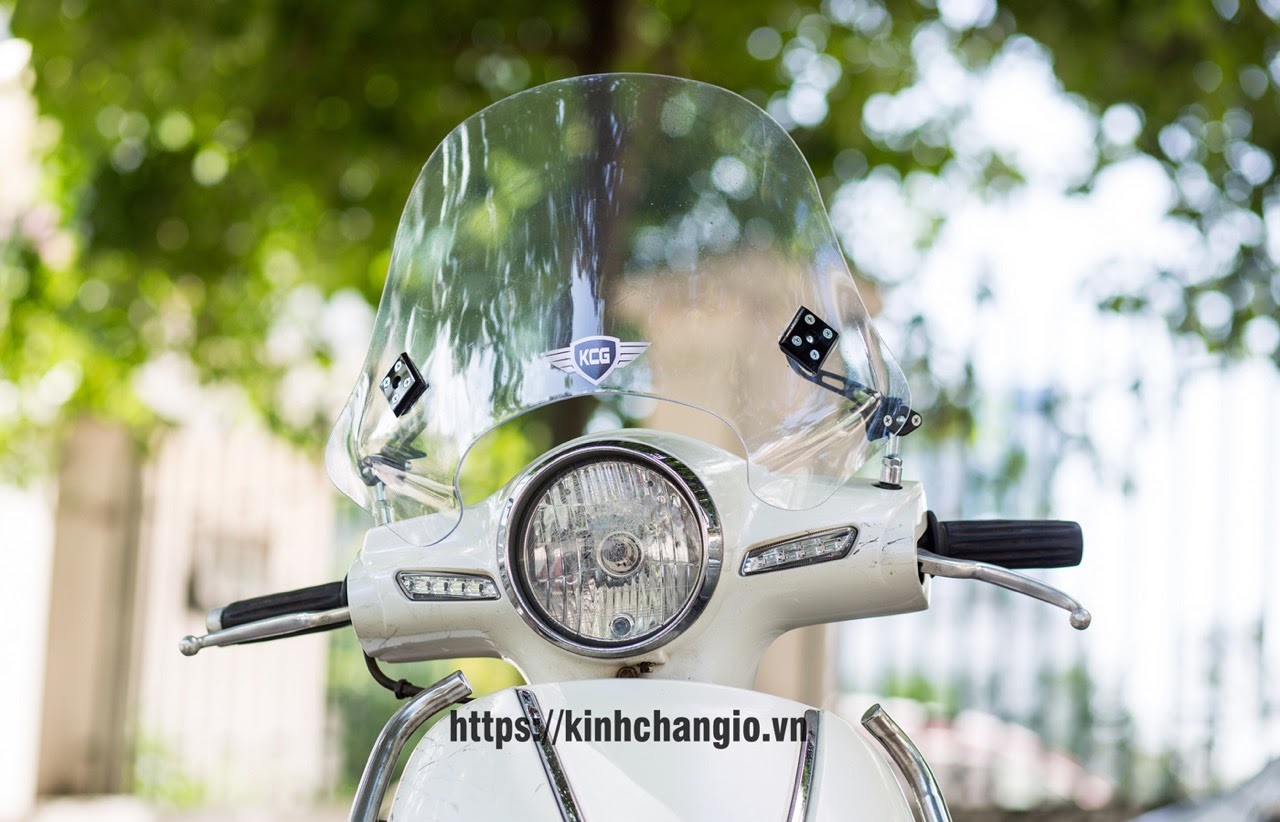 Kính Chắn Gió Xe ATTILA - KC500AT