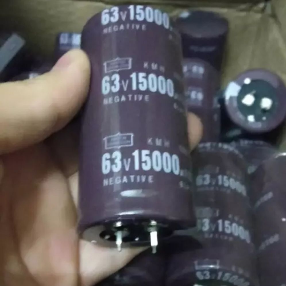 tụ lọc nguồn 15000uf-63V giá ban 2 con