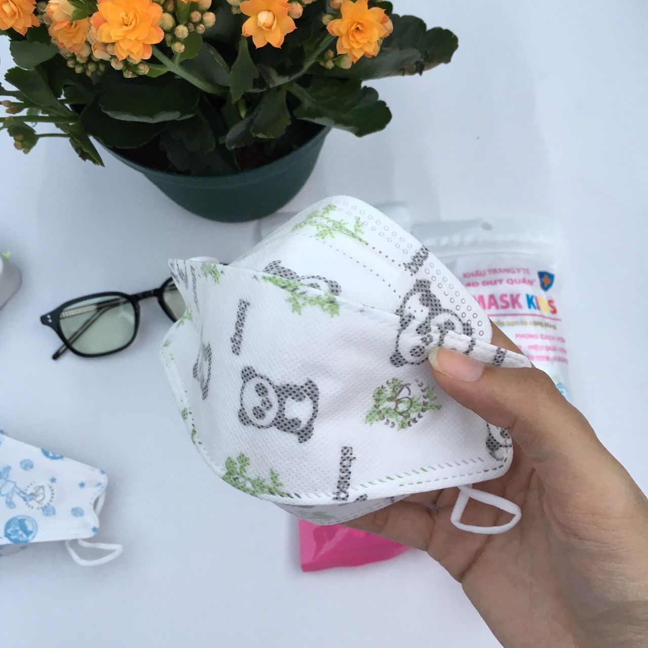 Khẩu Trang Trẻ Em từ 3 đến 8 tuổi (1 Bịch 10 Cái)