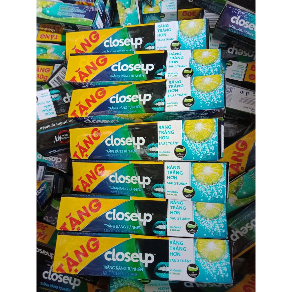 Kem đánh răng closeup mini 50g