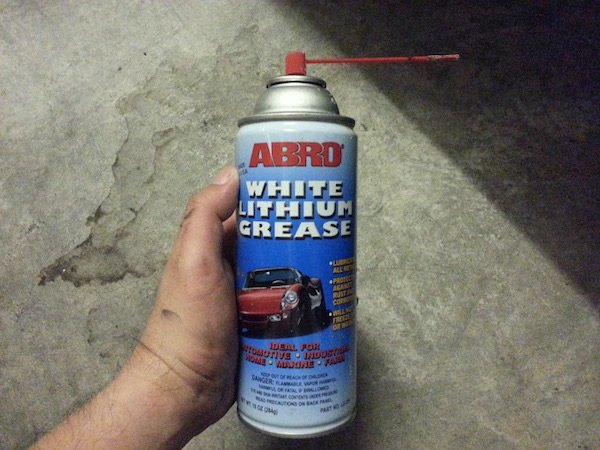 Chai Xịt Mỡ Bò Dạng Nước ABRO WHITE LITHIUM GREASE 284g