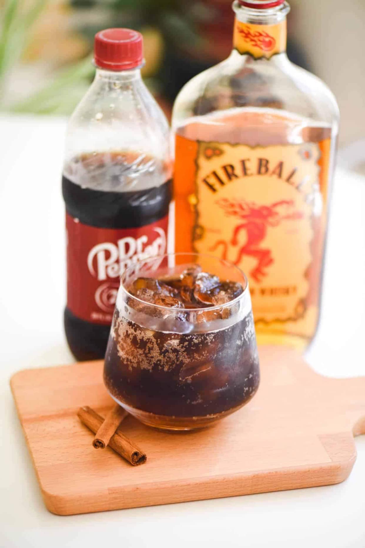 Nước ngọt Mỹ nhiều vị giải khát (Coca, Welch, Sunkit, Fanta, 7up, Dr.Pepper, Xá xị  A&W)