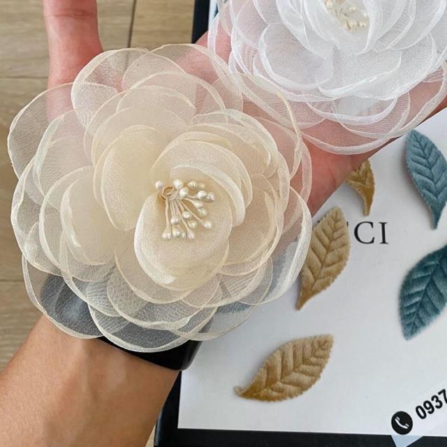 Hoa cài áo đẹp có trâm cài