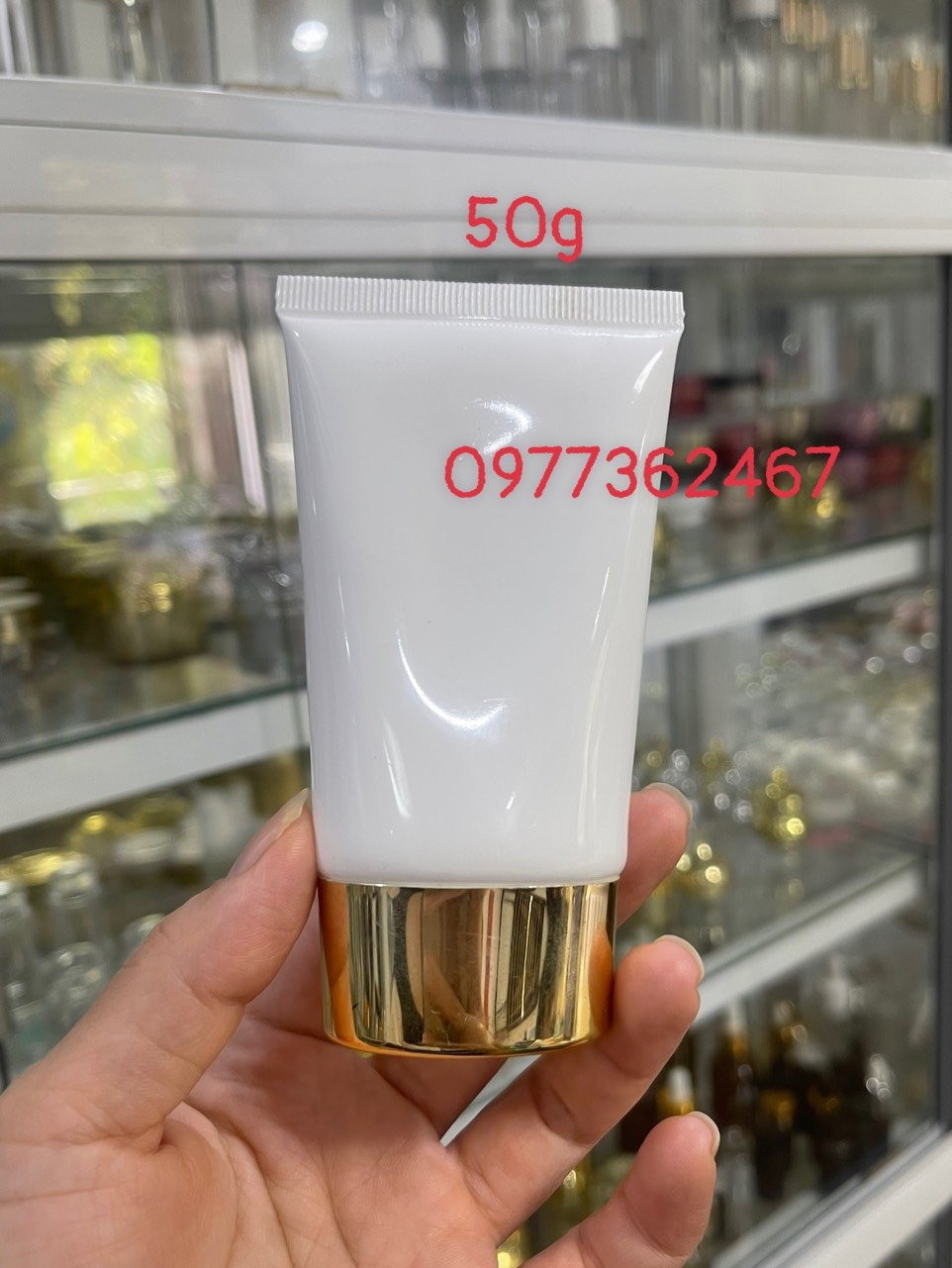 Tuýp nhựa đựng kem chống nắng, vỏ tuýp chiết mỹ phẩm 50g nắp bầu vàng