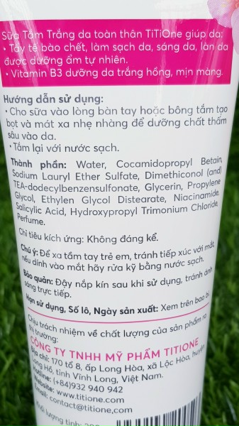 [HCM]Sữa tắm trắng da Titione 200g