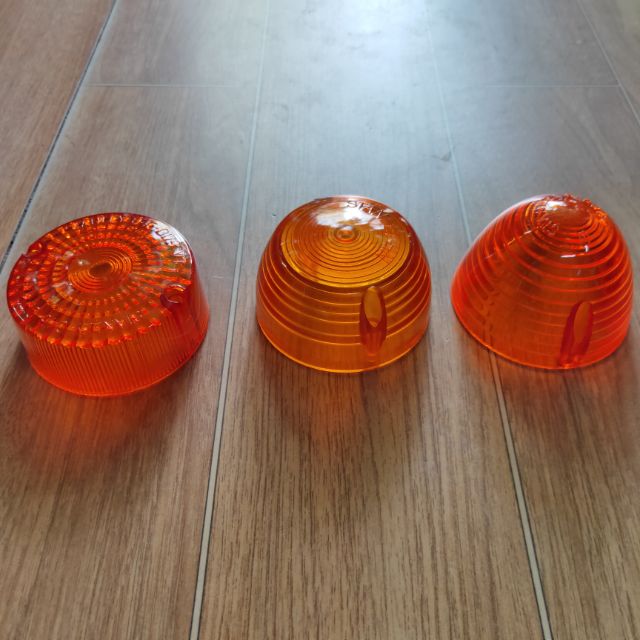 Nắp chụp xi nhan cub 81 hình trụ ( hoa râu )