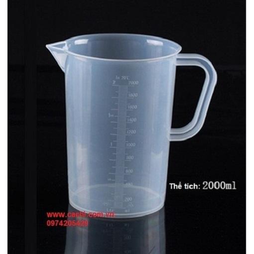 Ca nhựa đong có chia vạch 2000ml
