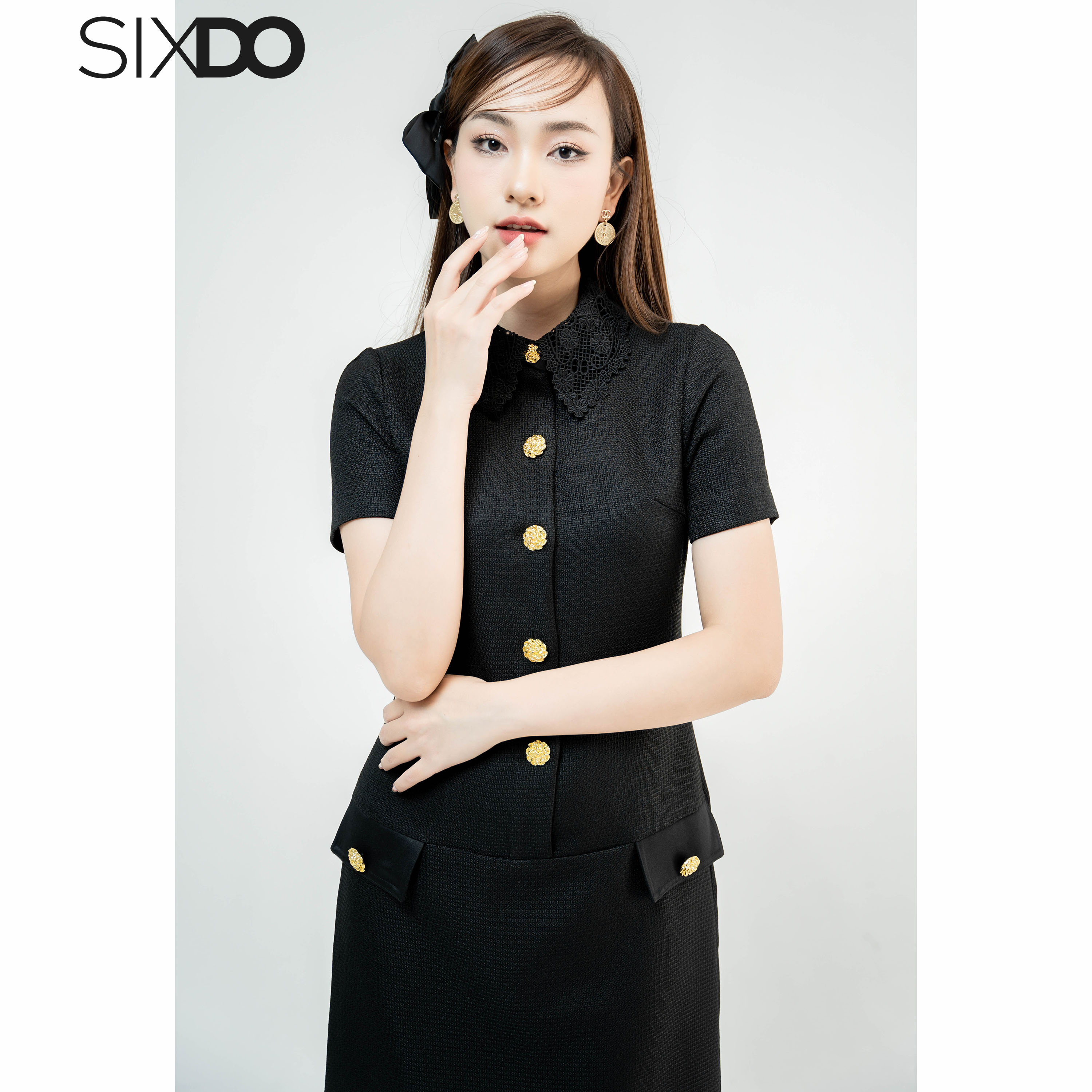 Đầm đen dáng A cổ ren SIXDO (Black Mini Dress With Lace Collar 1)