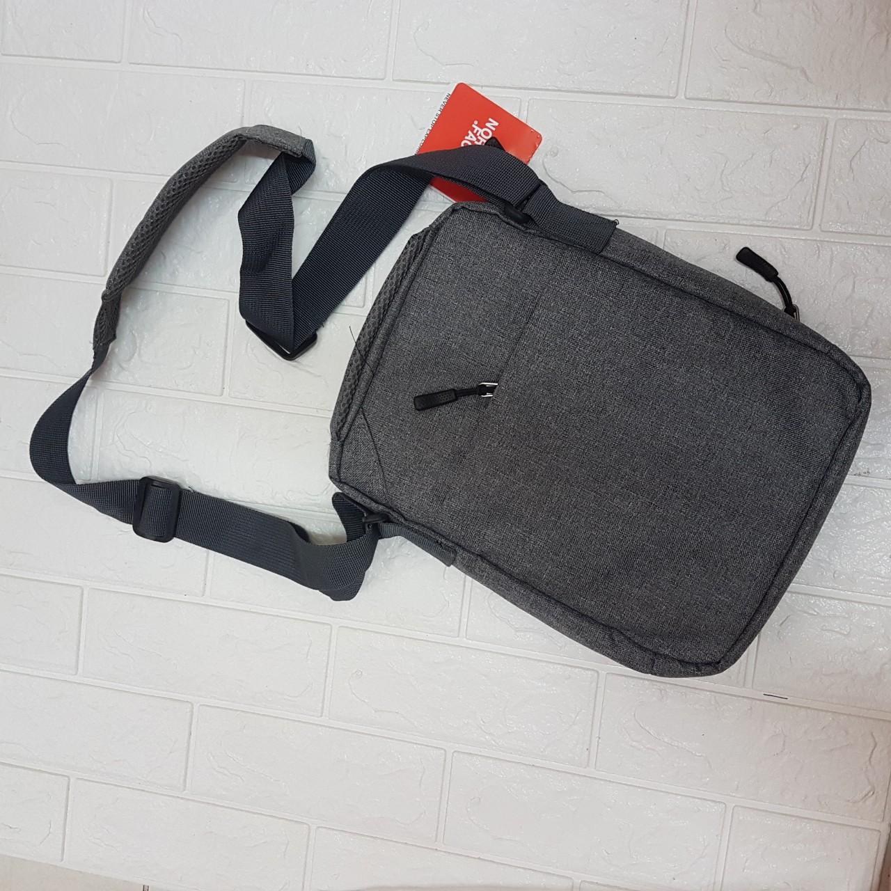 túi dụng Ipad thời trang bền đẹp TNF
