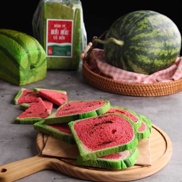 Bánh mì dưa hấu lá dứa 600gr thương hiệu gạch đỏ chuẩn healthy