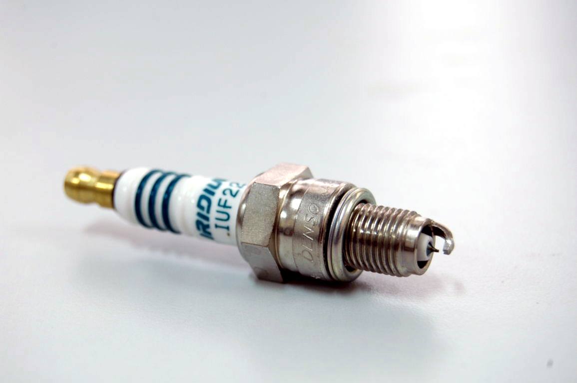BUGI DENSO IRIDIUM POWER IU24 ( YAMAHA EXCITER 135,150)