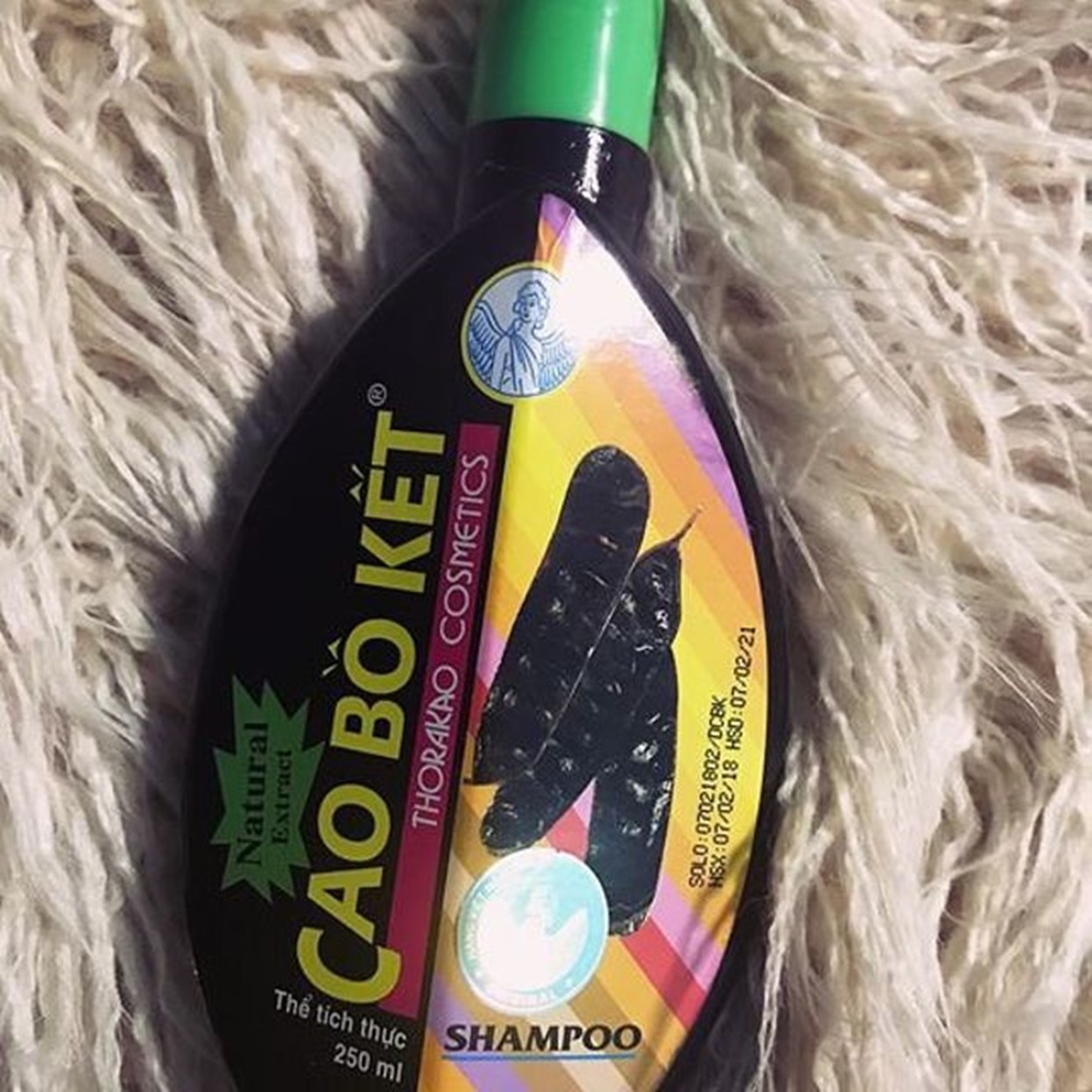 Dầu Gội Đầu Cao Bồ Kết Thorakao 250ml