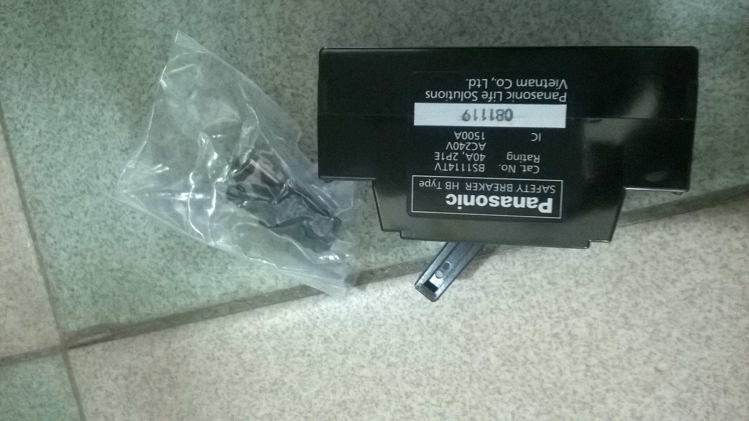 [HCM]CB CÓC 40A PANASONIC - CẦU DAO ĐIỆN