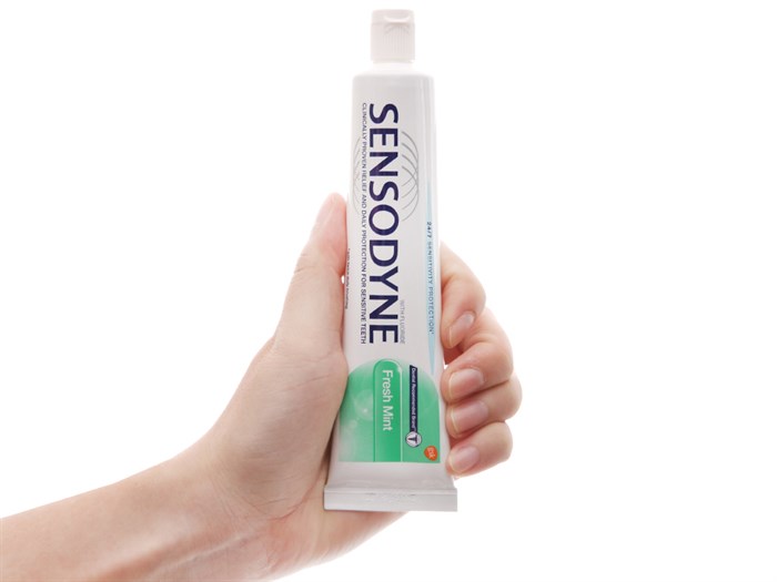 [HCM]Kem đánh răng Sensodyne Fresh Mint giảm ê buốt 24/7 100g