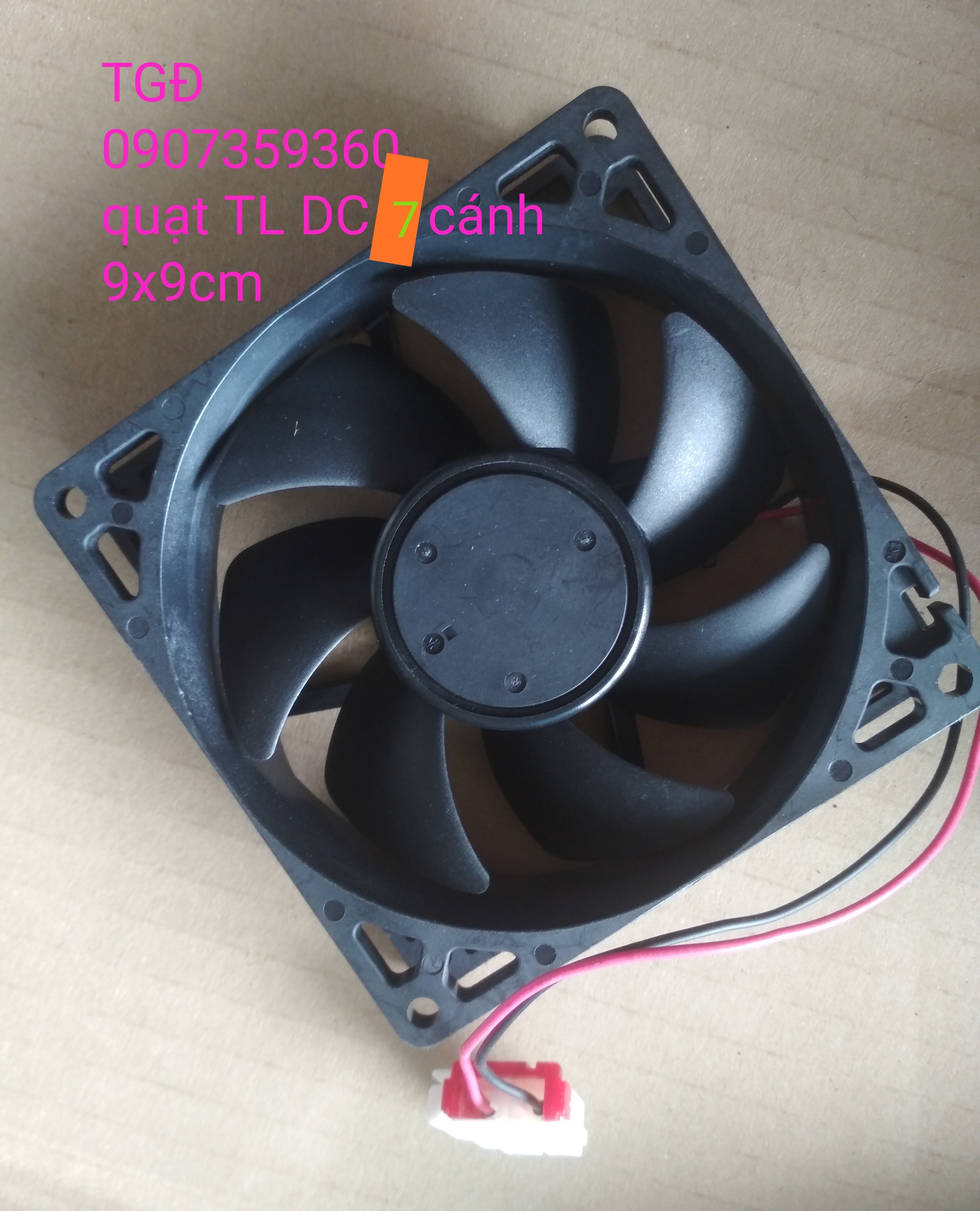 Quạt tủ lạnh DC 12V 9x9cm 7 cánh