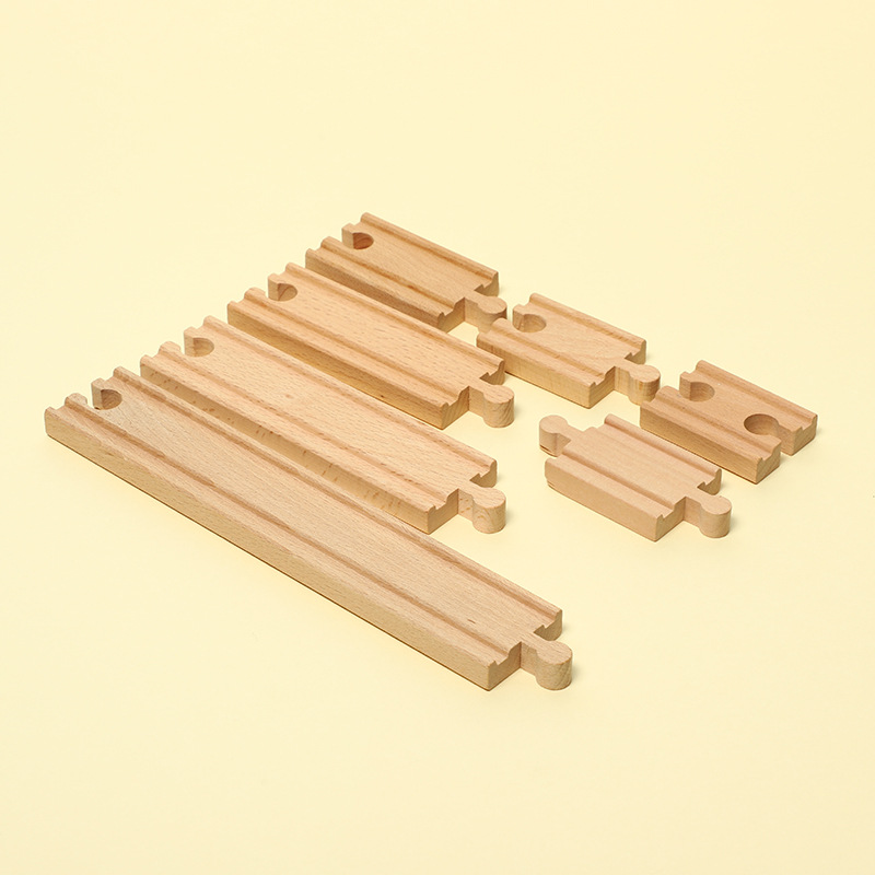 Đường ray xe lửa bằng gỗ, để chơi cùng với Xe lửa gỗ