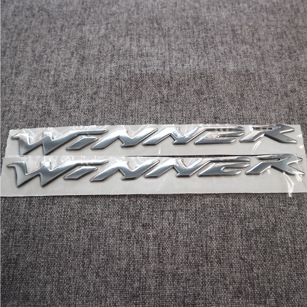 [Bộ Tem Logo Chữ Nổi] WINNER - Chất Liệu Nhựa Dẻo Si Màu Đỏ & Bạc - WINNER - Đỏ - Bạc