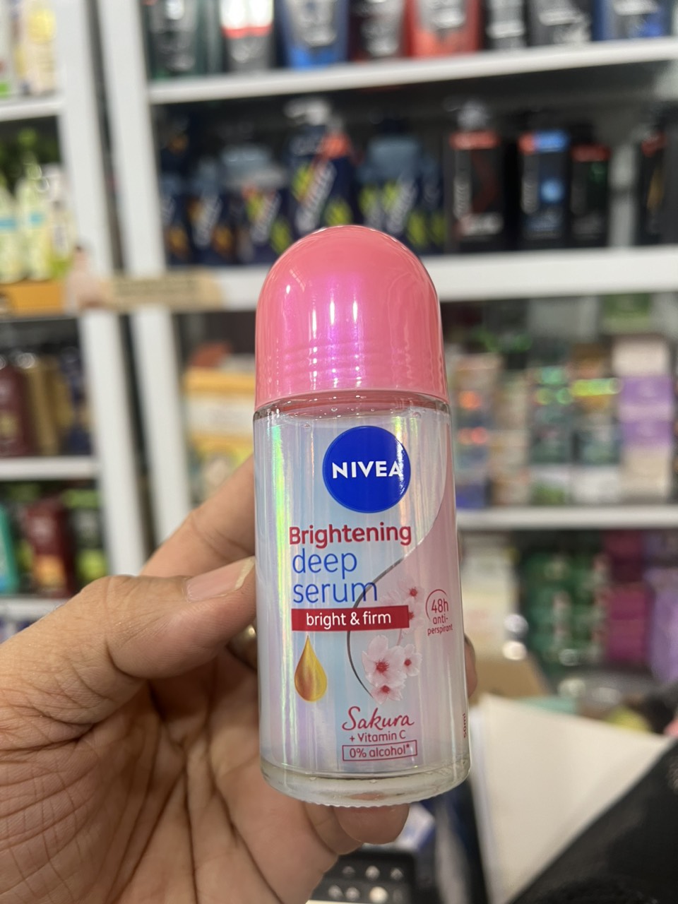 LĂN NGĂN MÙI NIVEA BRIGHT DEEP SERUM SAKURA 50ML