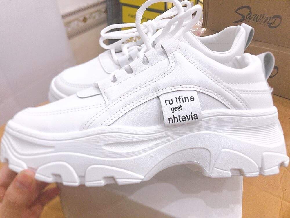 GIÀY THỂ THAO NỮ SNEAKER TÔN DÁNG ĐỘN CHIỀU CAO 5CM RM09
