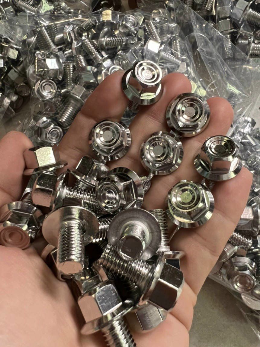 Ốc kính salaya inox 304