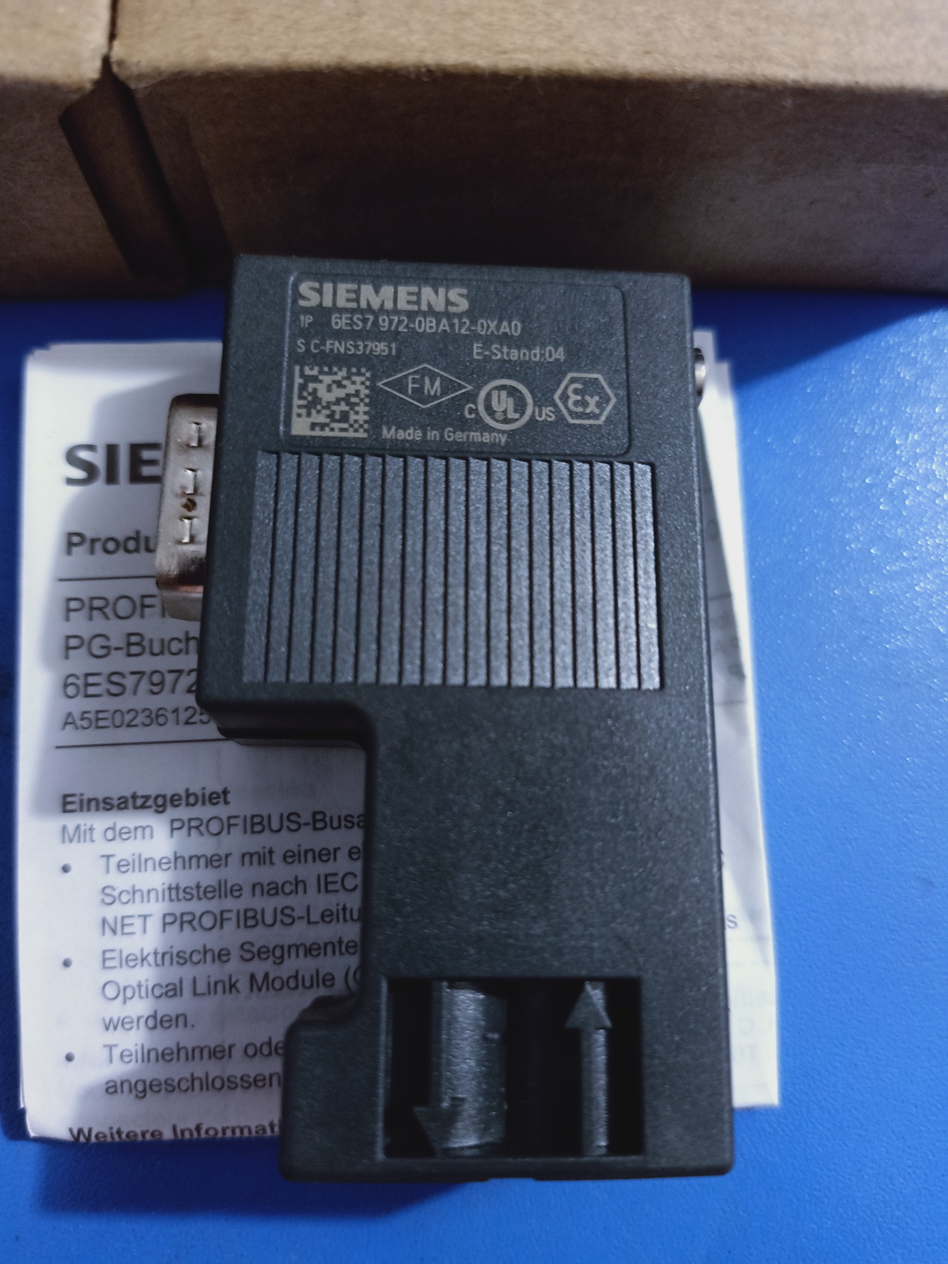 Đầu nối Profibus - Siemens 6ES7972-0BA12-0XA0