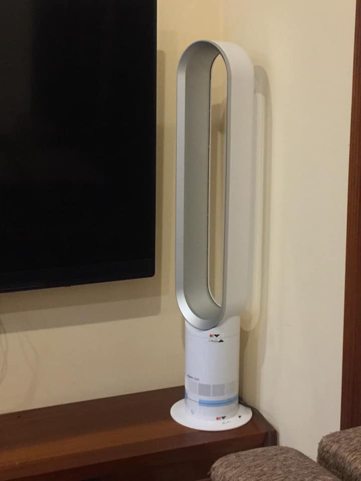 Quạt không cánh DYSON AM 07
