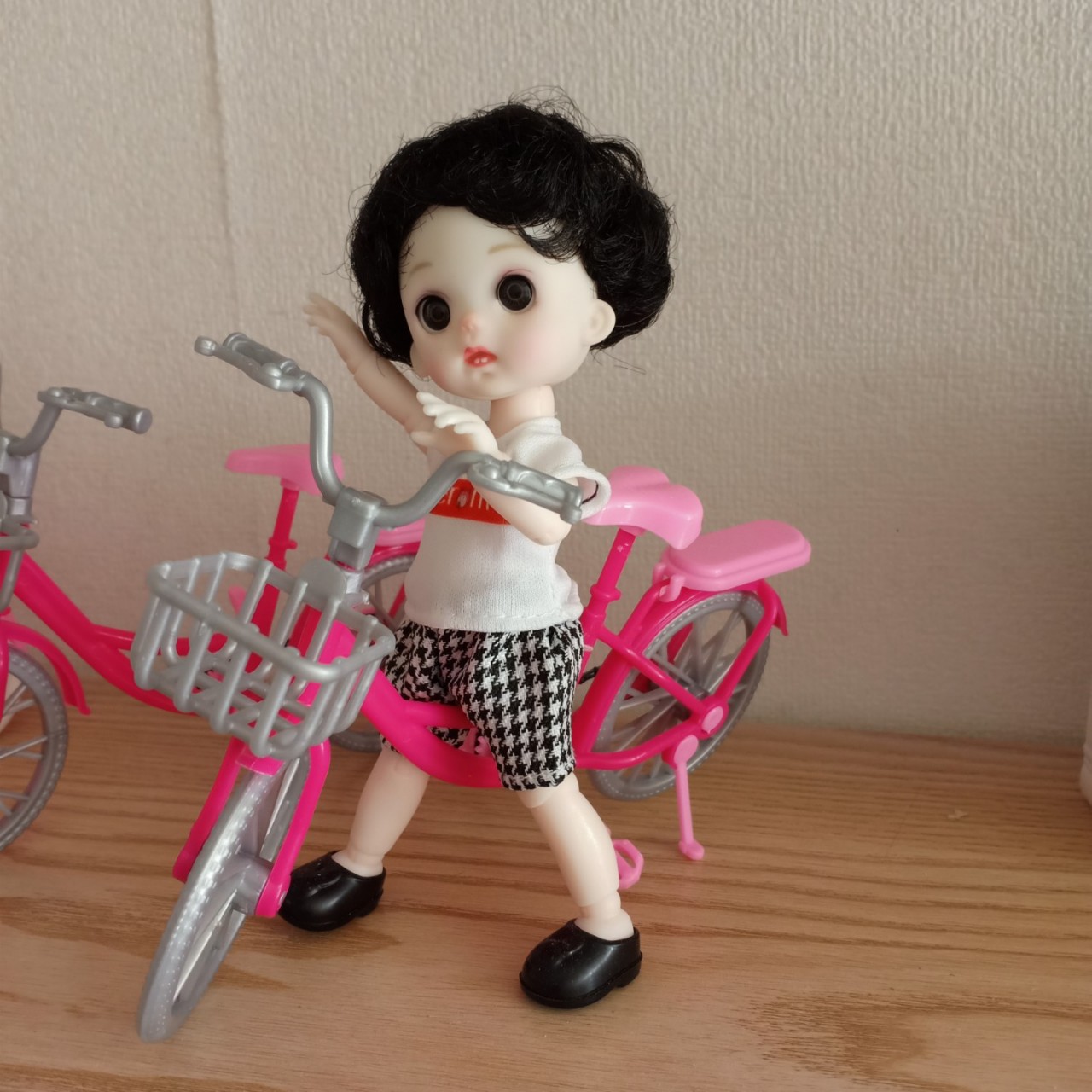 Đồ chơi búp bê - xe đạp cho búp bê barbie size 30cm