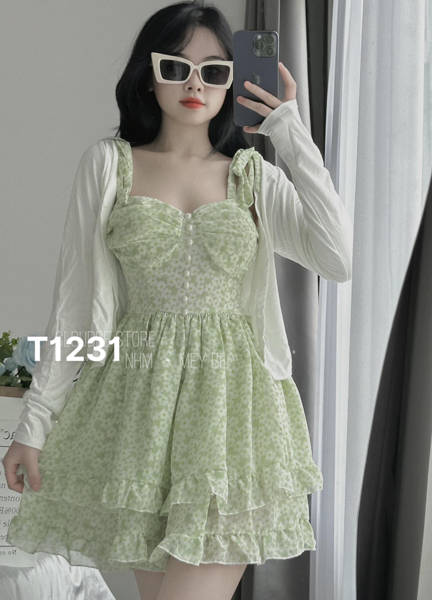 Đầm hoa nhấn ngực phối 2 dây cột vai kèm áo khoác thun chất liệu voan chiffon T1231