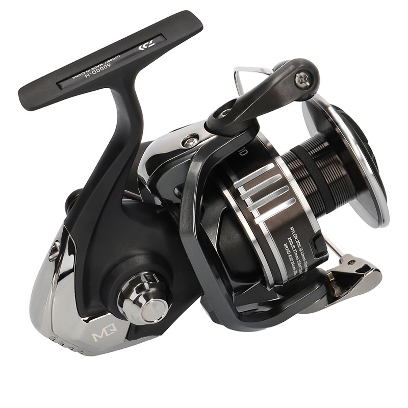 MÁY CÂU CÁ DAIWA BG MQ 4000D-XH