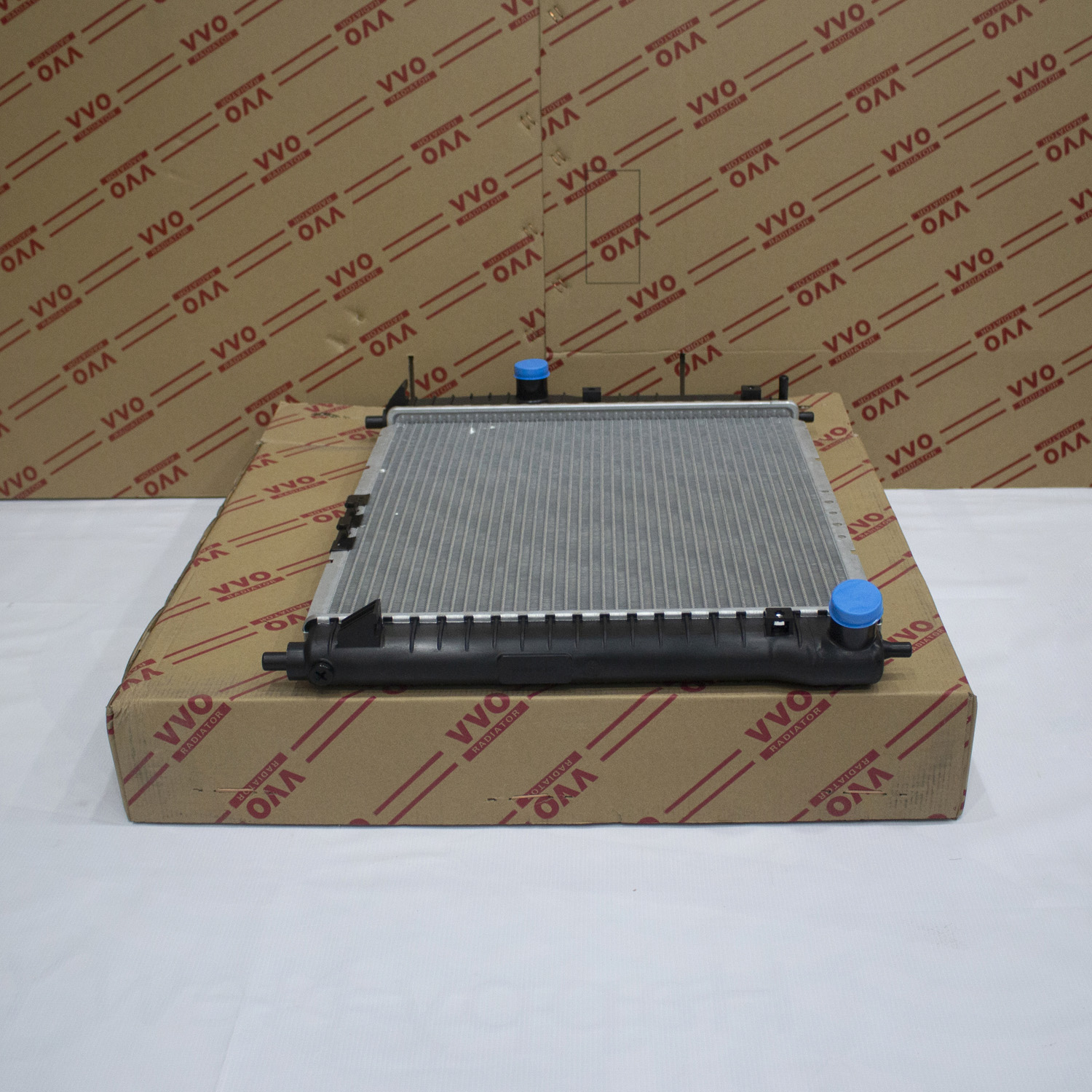 Két nước Daewoo Gentra, 2005-2009, số sàn