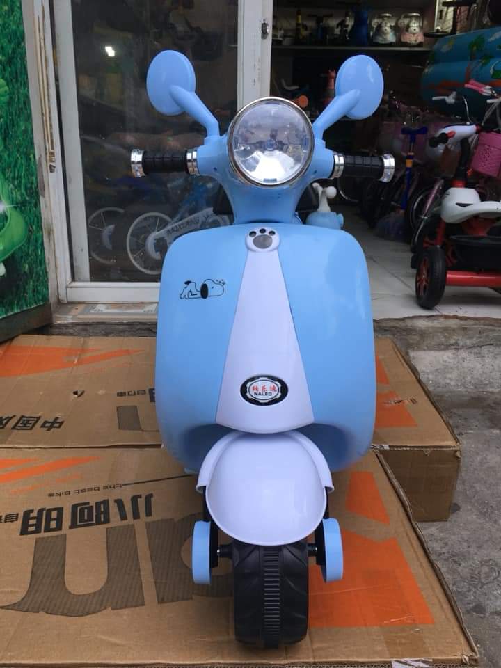 Xe máy điện Vespa cho bé