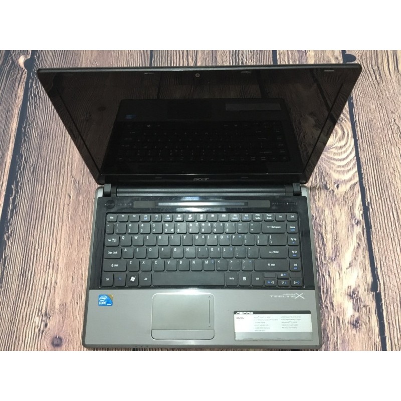Laptop cũ Acer co i3 chơi game liên minh ngon, máy còn zin, xem phim chạy mượt.