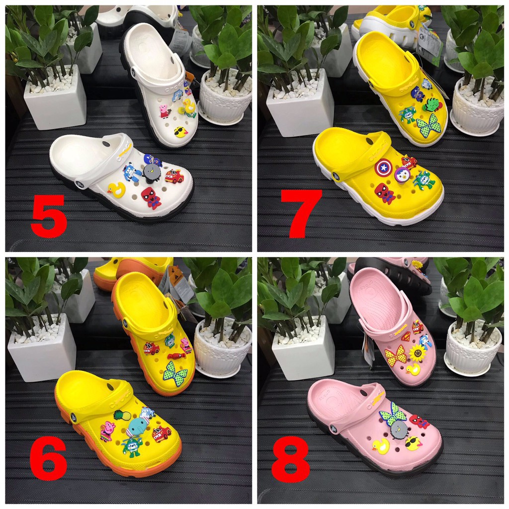 Dép cross cá sục đế răng cưa màu đỏ Unisex