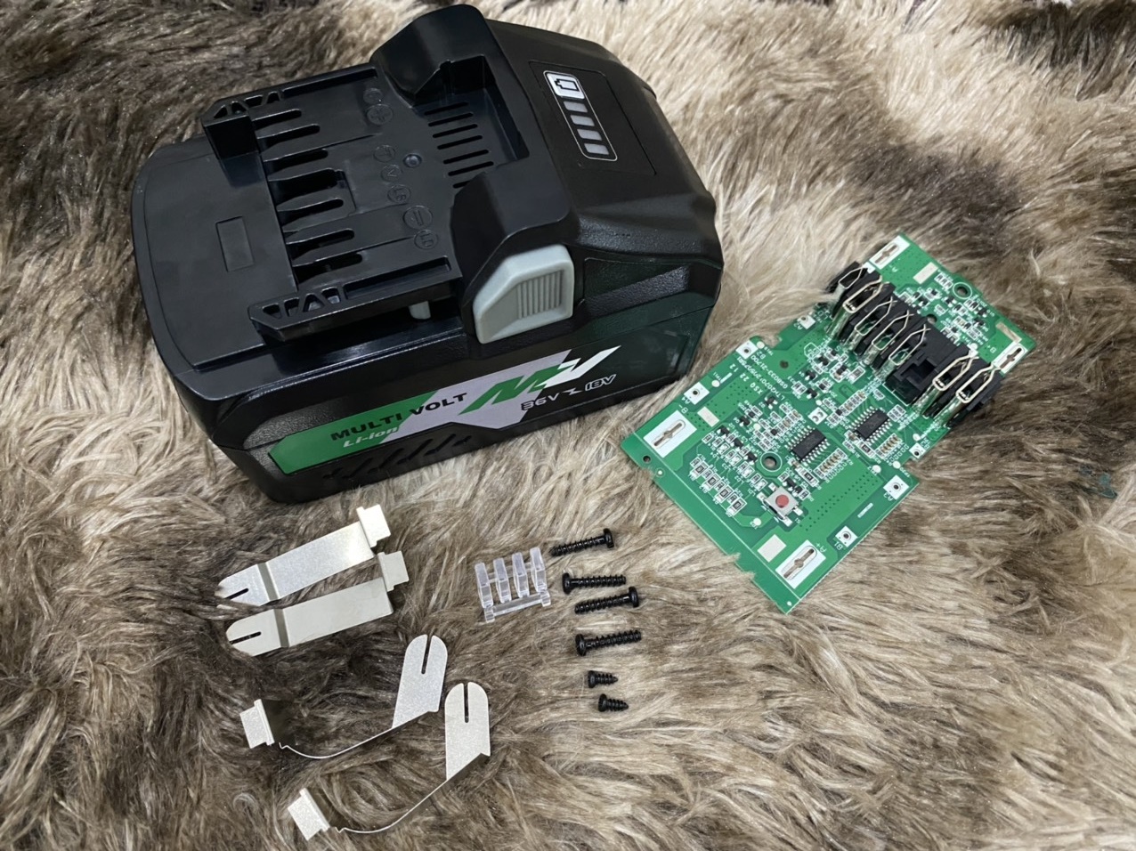 Vỏ mạch MULTIVOLT Metabo- Hitachi 36v /18v cell 21700.