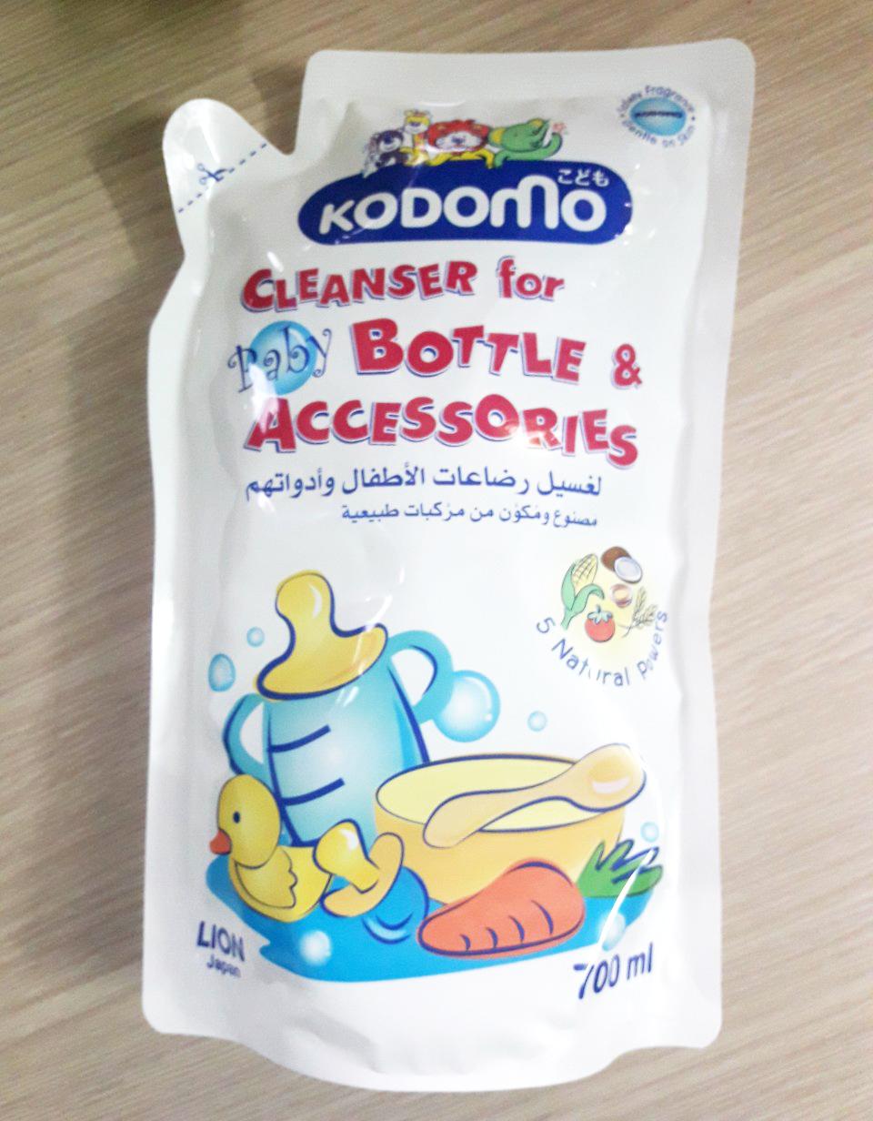 Nước rửa bình sữa Kodomo túi 700ml Thái Lan