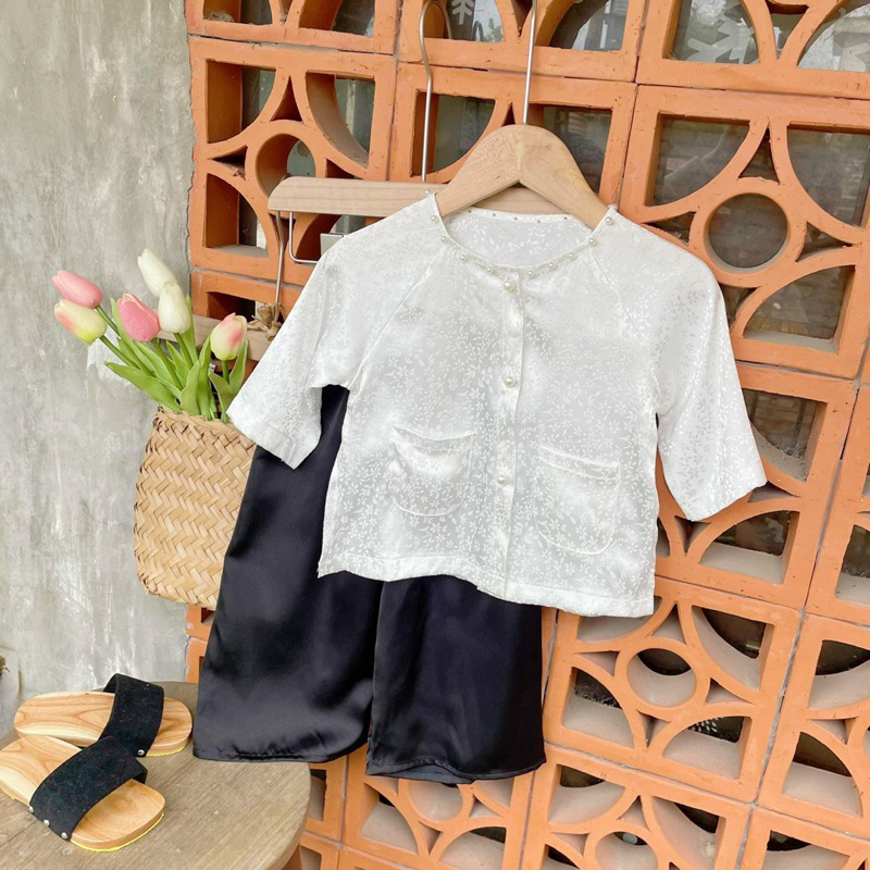 Bộ bà ba gấm lụa satin 3 màu cho bé gái