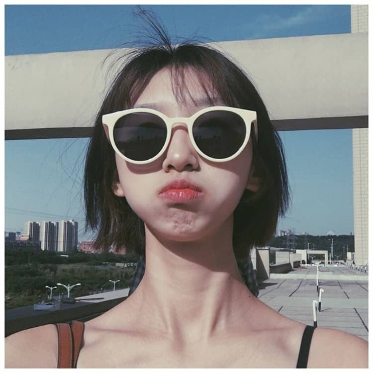 MẮT KÍNH TRÒN THỜI TRANG