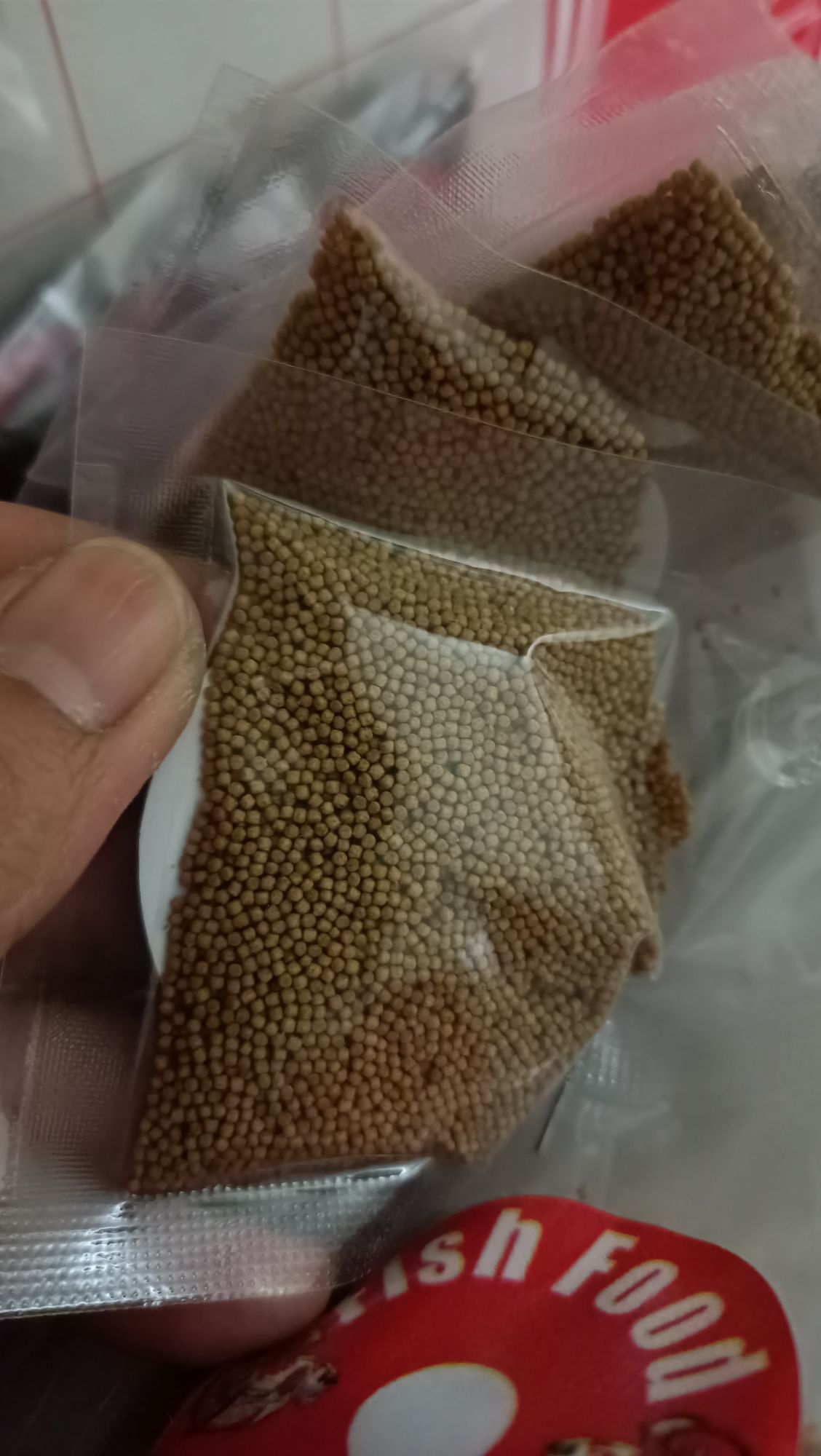 LĂNG QUĂNG SẤY KHÔ OSAKA THỨC ĂN CHO CÁ BETTA ( COMBO 5 GÓI )