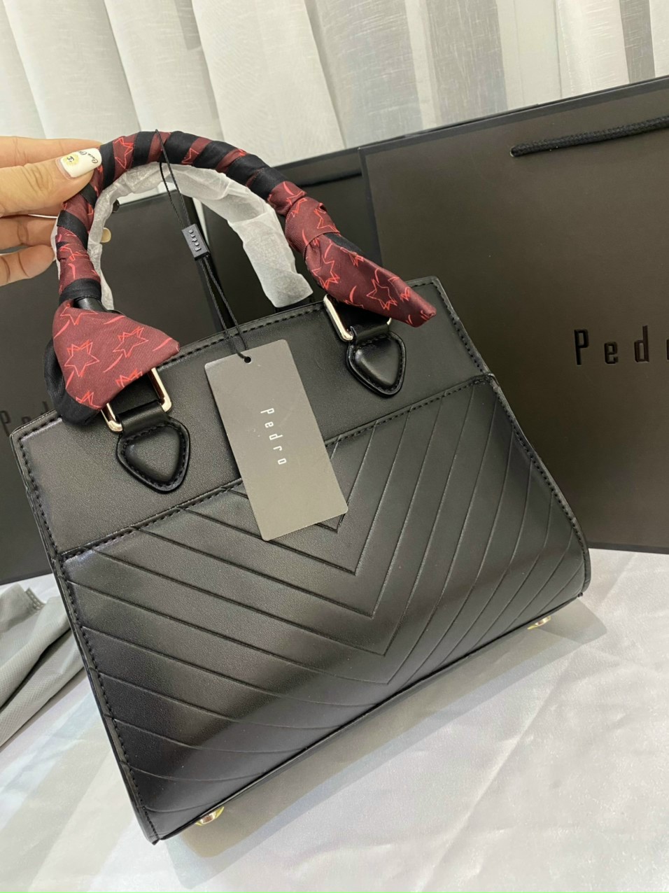 Túi Xách Nữ Pedro Quai Lụa Size 23