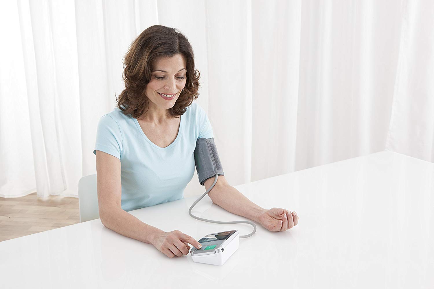 Máy Đo Huyết Áp Bắp Tay MEDISANA MTS