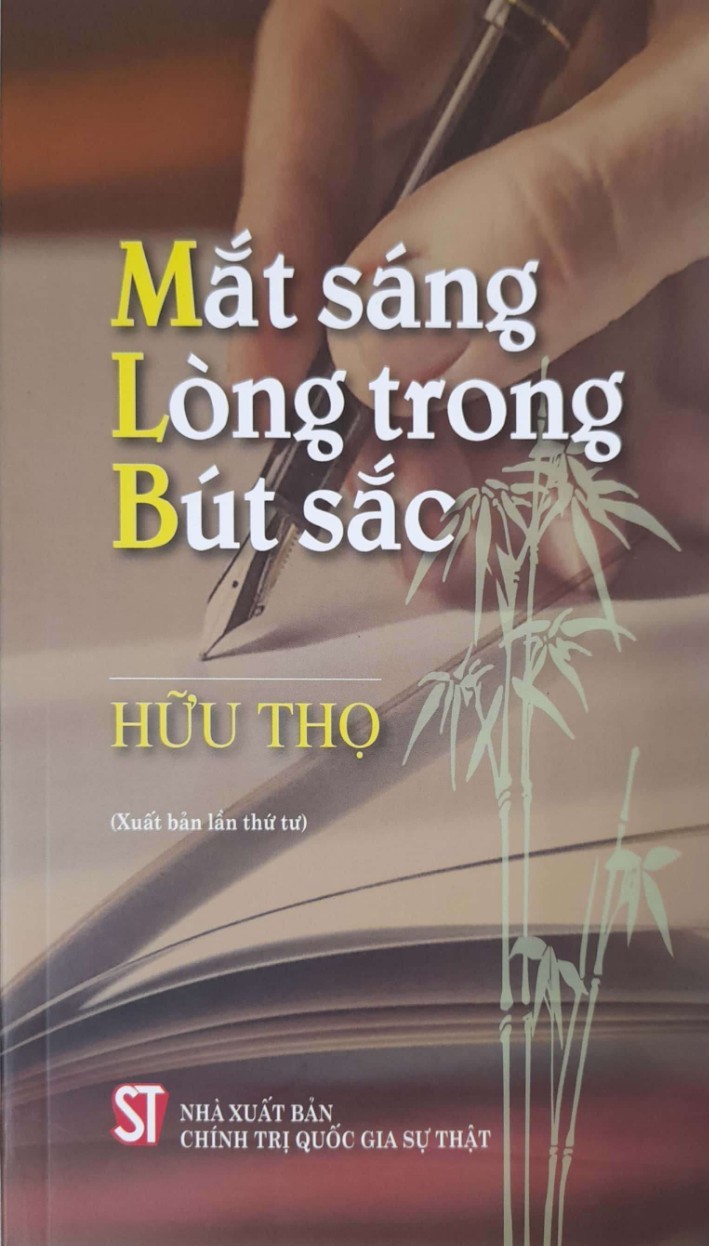 Mắt sáng, lòng trong, bút sắc (xuất bản lần thứ tư)